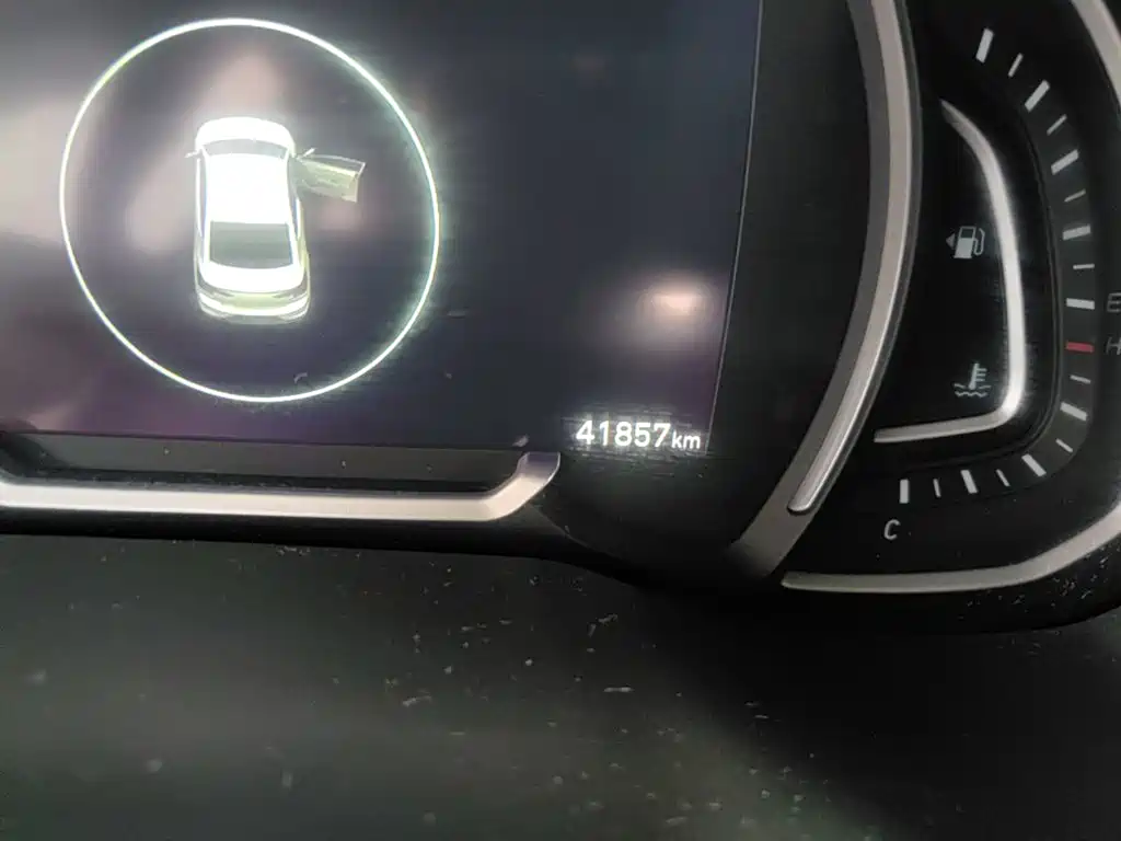 Hyundai Elantra 2020 — фото 12