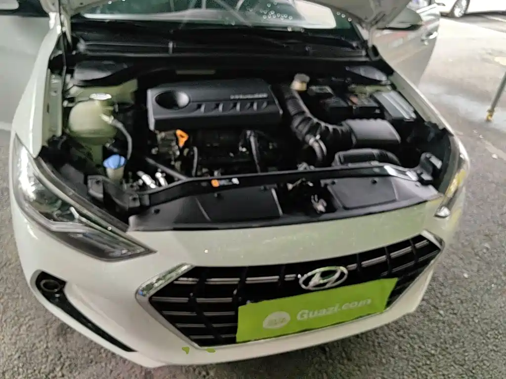 Hyundai Elantra 2020 — фото 20