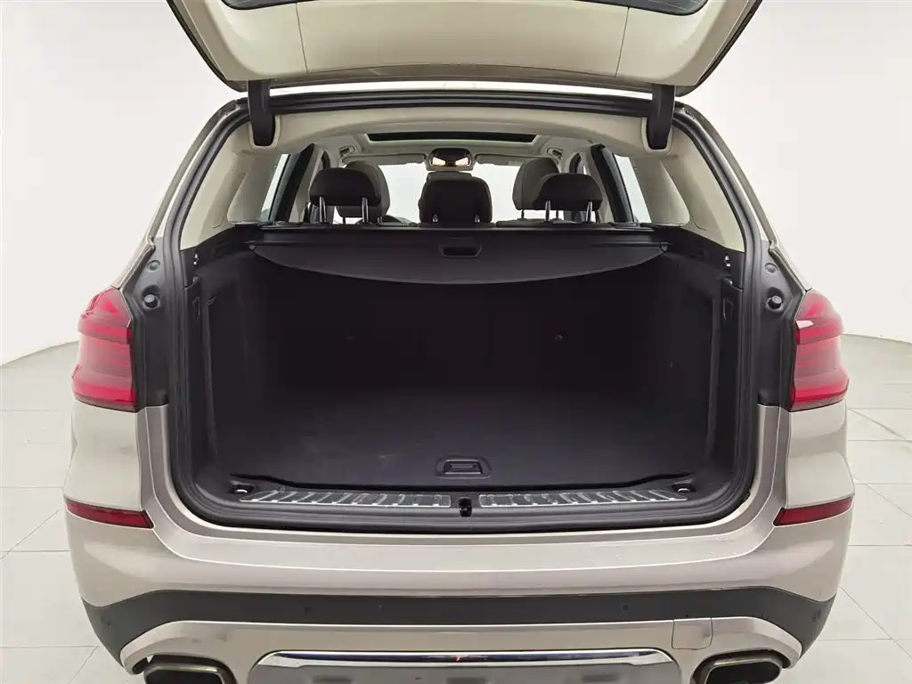 BMW X3 2019 — фото 16