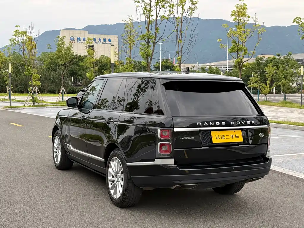 Land Rover Range Rover 2022 — фото 5