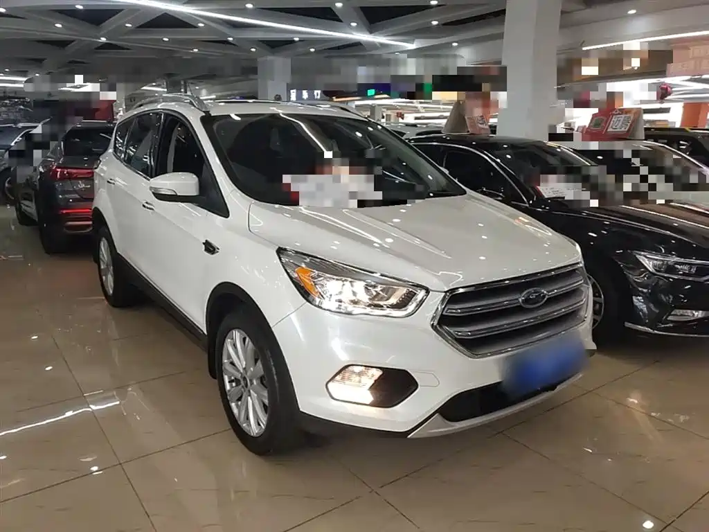 Ford Kuga 2016 — фото 4