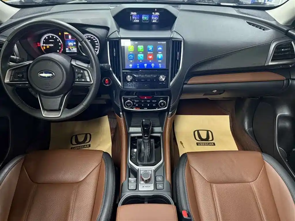 Subaru Forester 2023 — фото 12