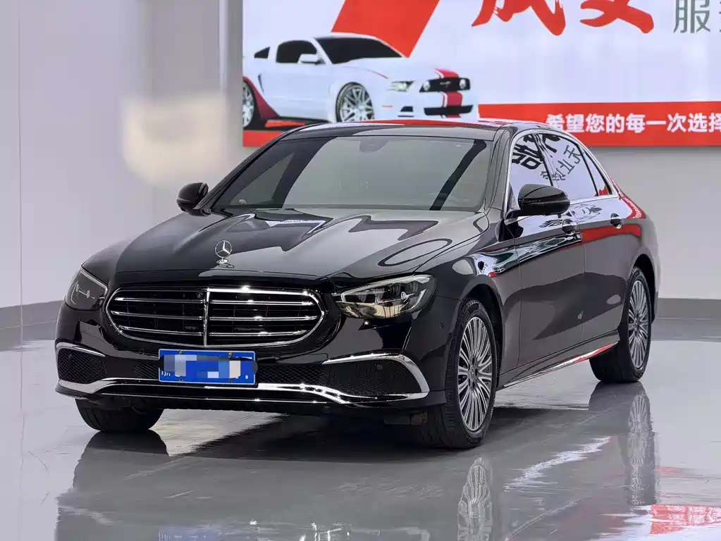 Mercedes-Benz E-Class 2023