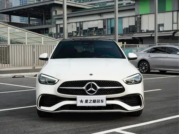 Mercedes-Benz C-Class 2025