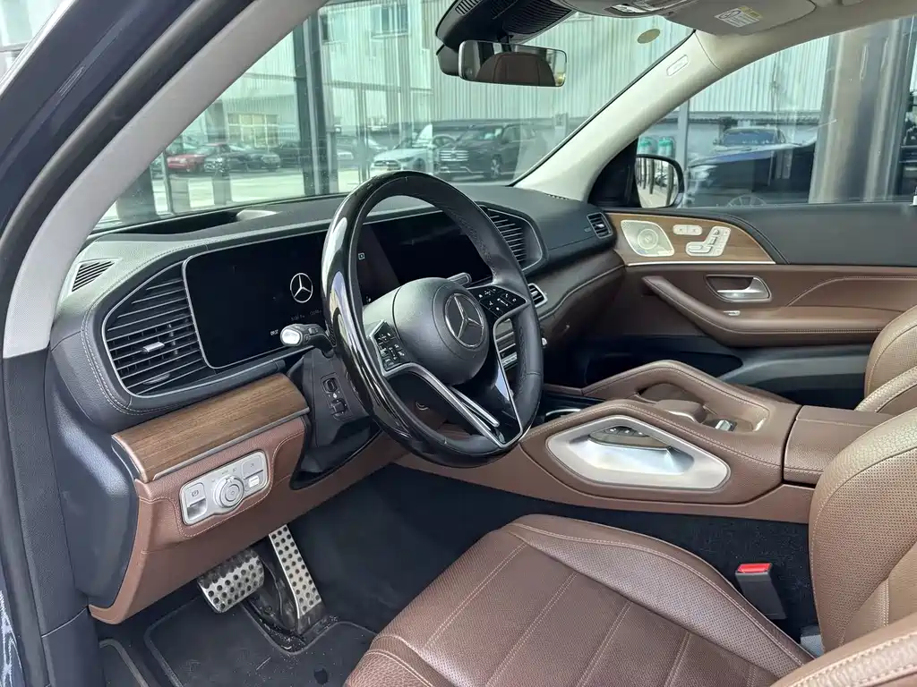 Mercedes-Benz GLS 2023 — фото 12