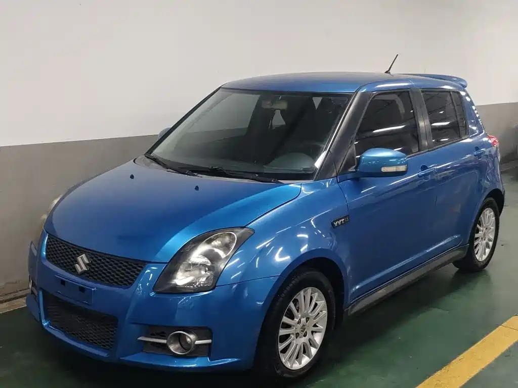 Suzuki Swift 2013 — фото 10