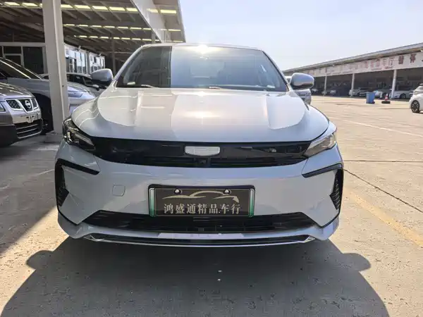 Geely Emgrand L Hip 2024