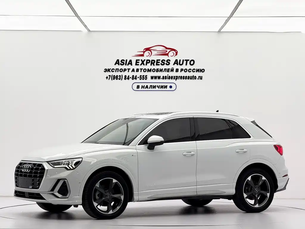 Audi Q3 2022 — фото 1