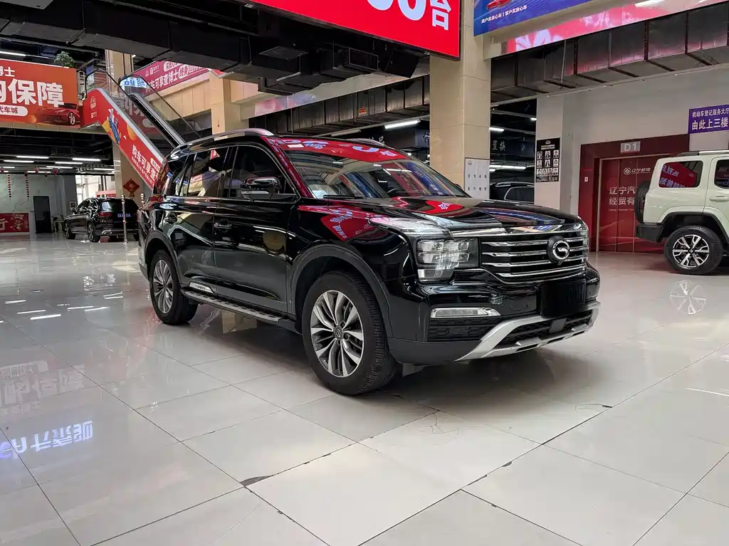 GAC Motor Trumpchi GS8 2017 — фото 4