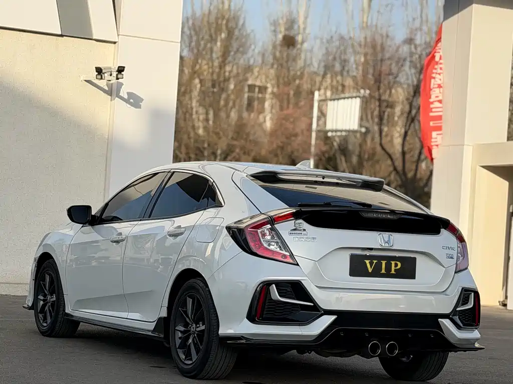 Honda Civic 2021 — фото 10