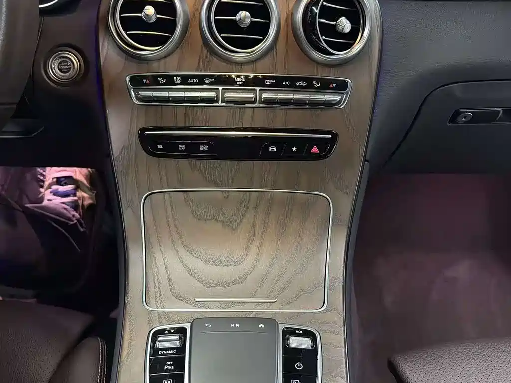 Mercedes-Benz GLC 2023 — фото 12