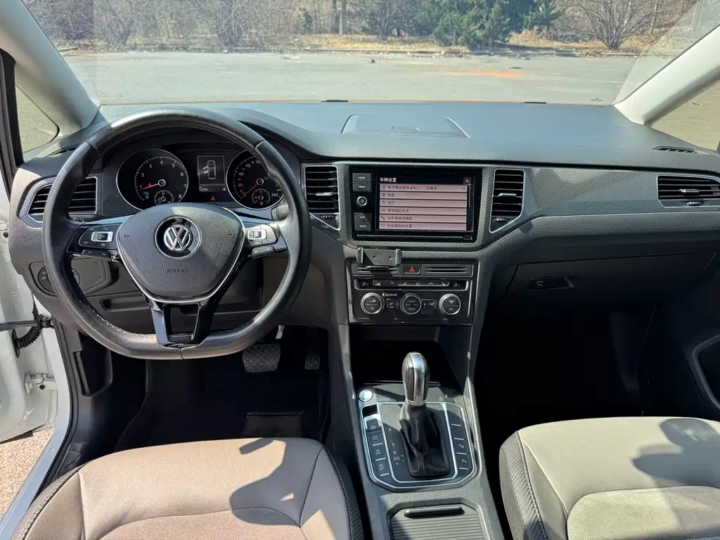 Volkswagen Golf Sportsvan 2019 — фото 16