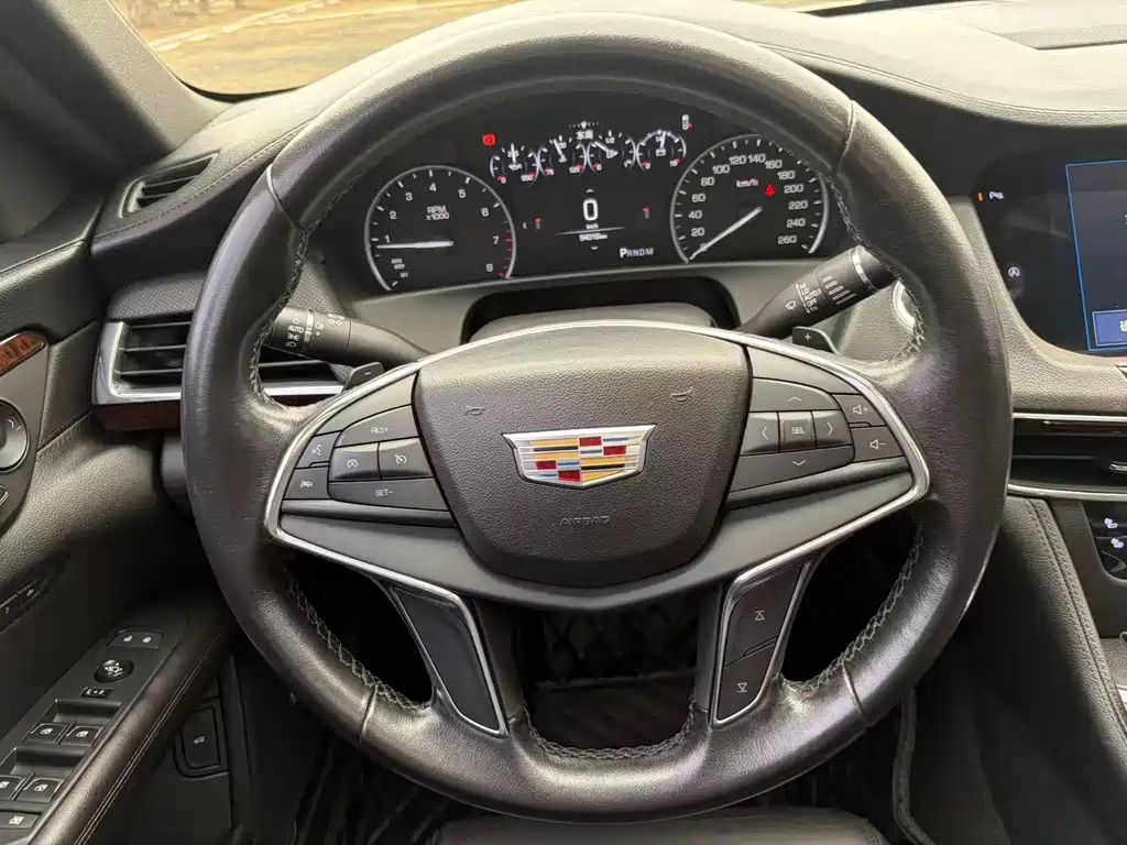 Cadillac CT6 2018 — фото 10