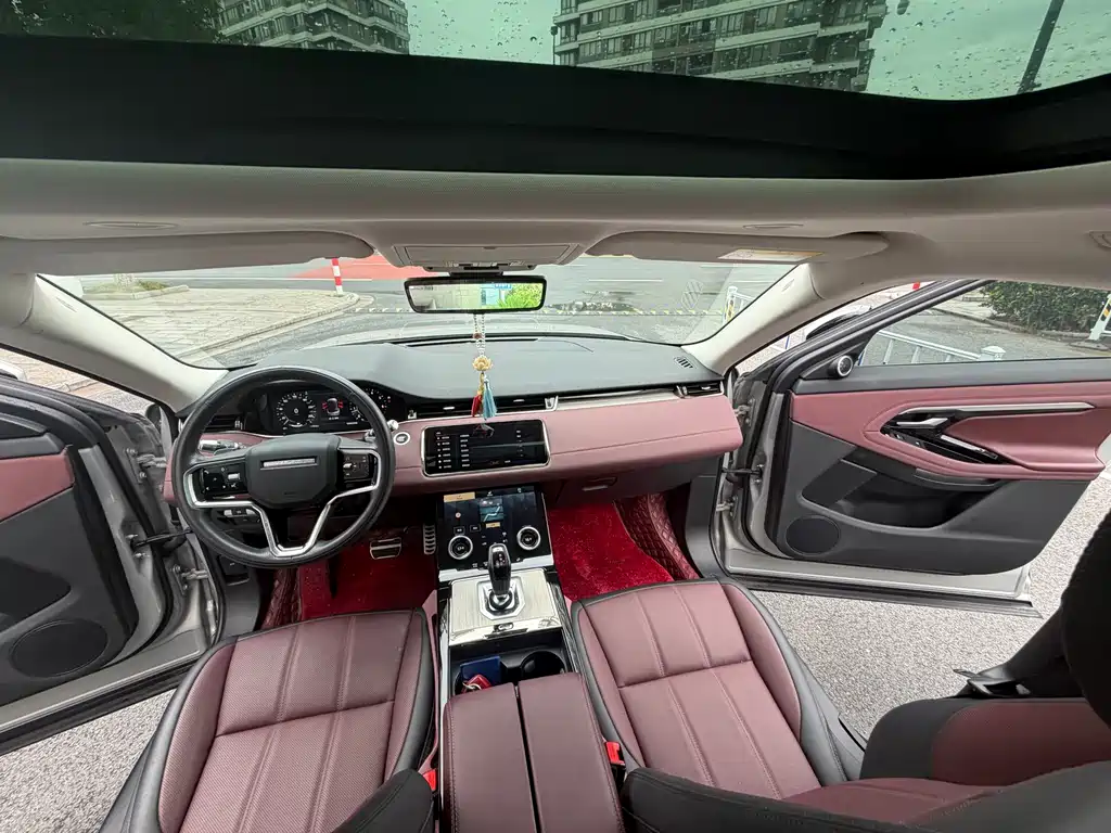 Land Rover Evoque 2022 — фото 15