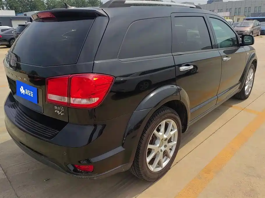 Dodge Journey 2016 — фото 3