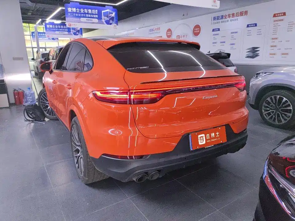 Porsche Cayenne 2021