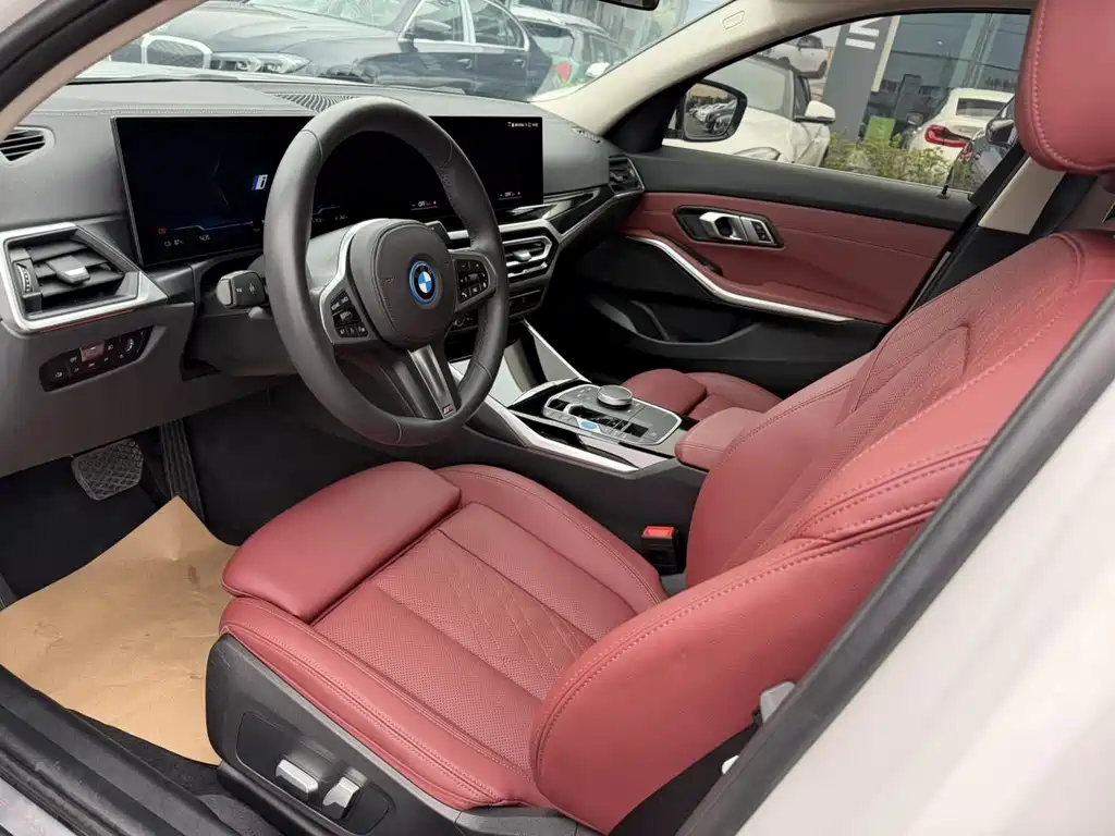 BMW i3 2023 — фото 6