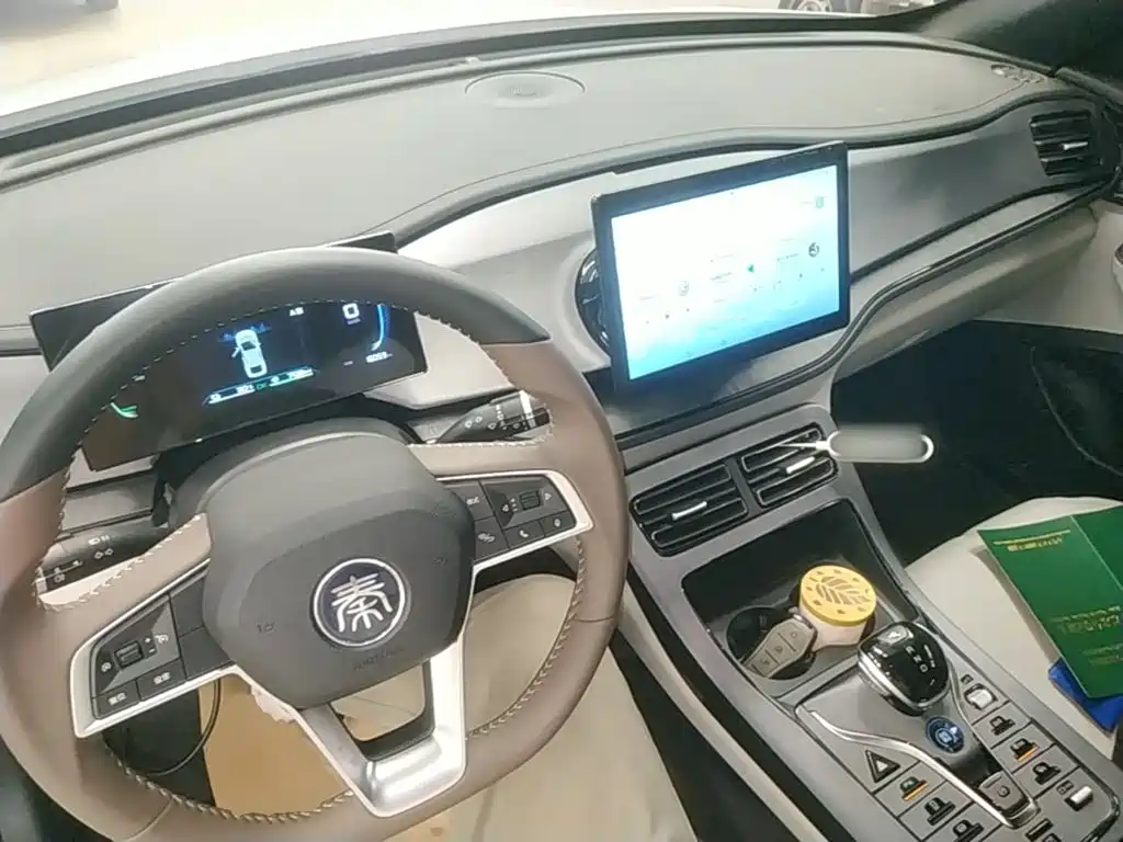 BYD Qin PLUS 2025 — фото 10