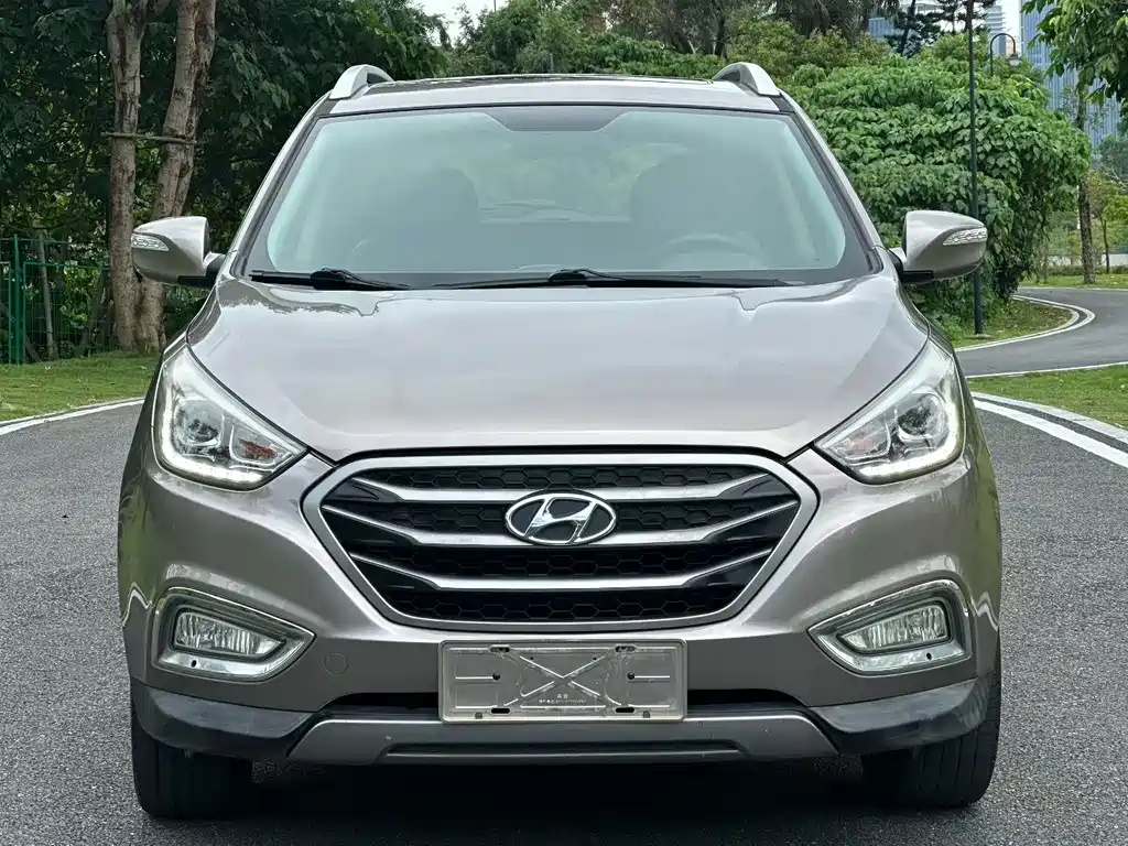 Hyundai ix35 2013 — фото 2