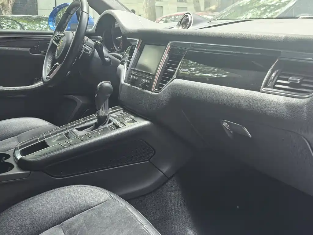 Porsche Macan 2016