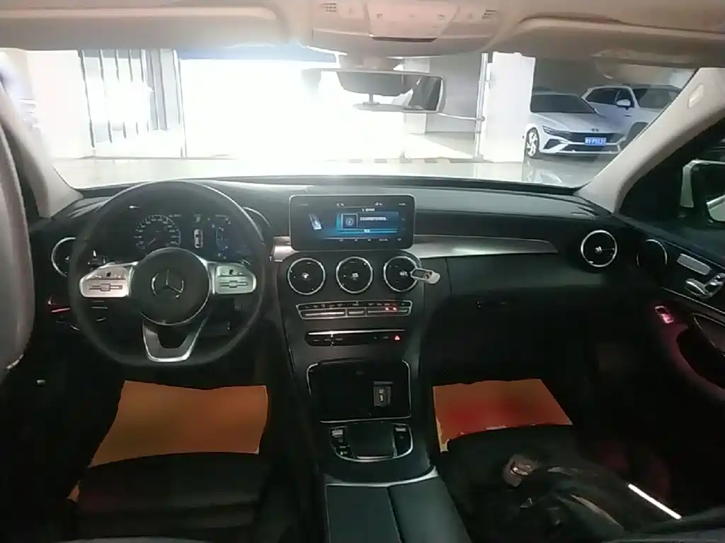Mercedes-Benz C-Class 2020 — фото 10