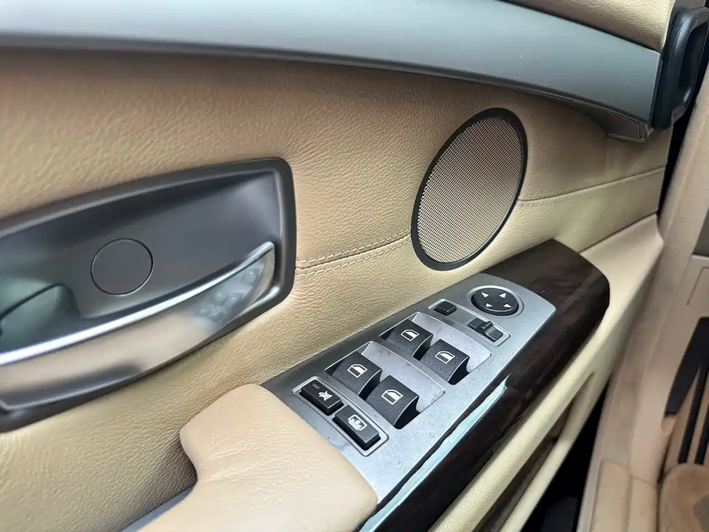 BMW 7 Series 2008 — фото 15