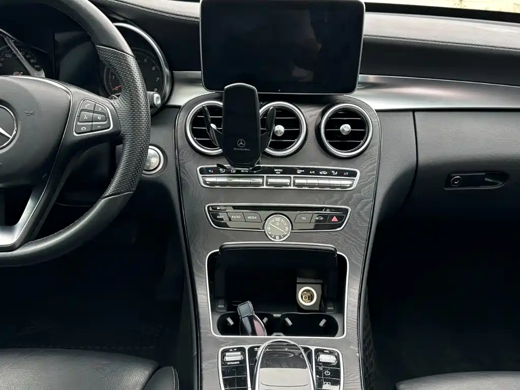 Mercedes-Benz C-Class 2016 — фото 20