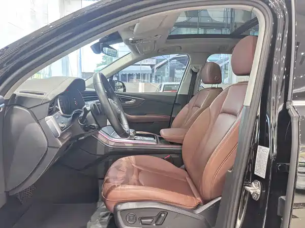 Audi Q7 2024