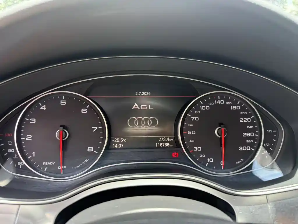 Audi A6L 2018 — фото 21