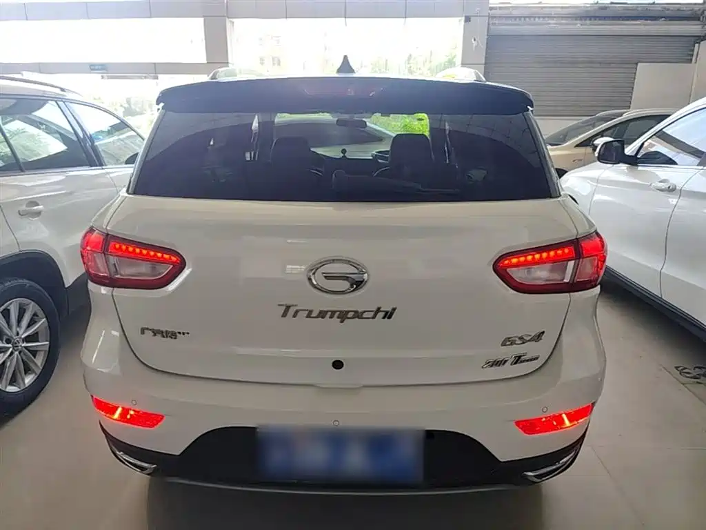 GAC Motor Trumpchi GS4 2015 — фото 6