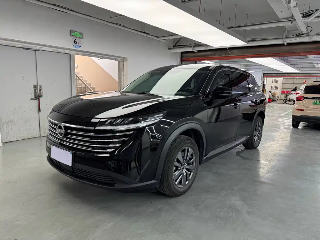 Nissan Teramont 2025