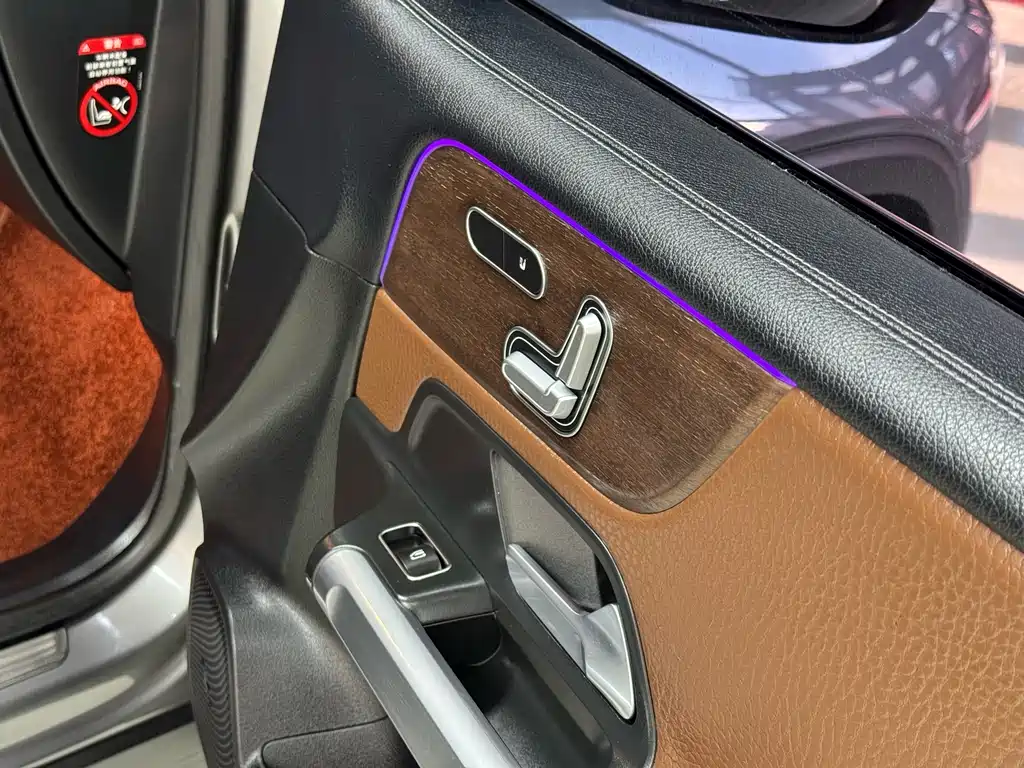Mercedes-Benz GLB 2020 — фото 16