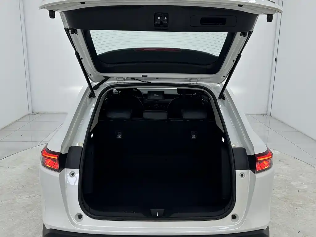 Honda Vezel 2023 — фото 16