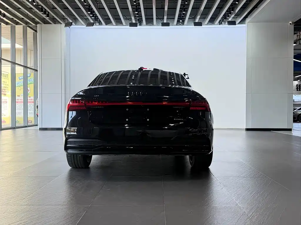 Audi A7L 2023 — фото 20