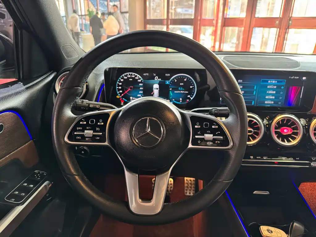 Mercedes-Benz GLB 2020 — фото 10