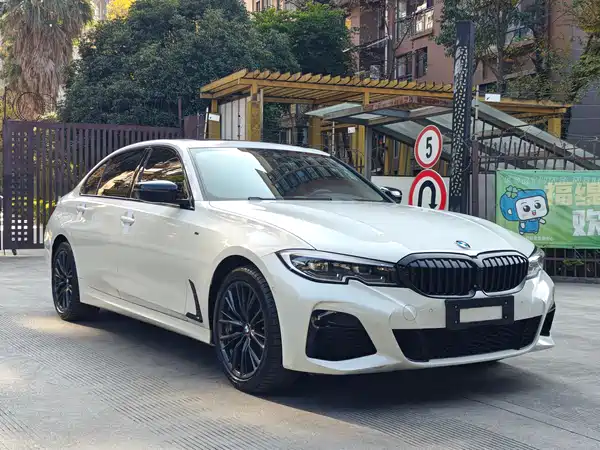 BMW 3 Series 2021