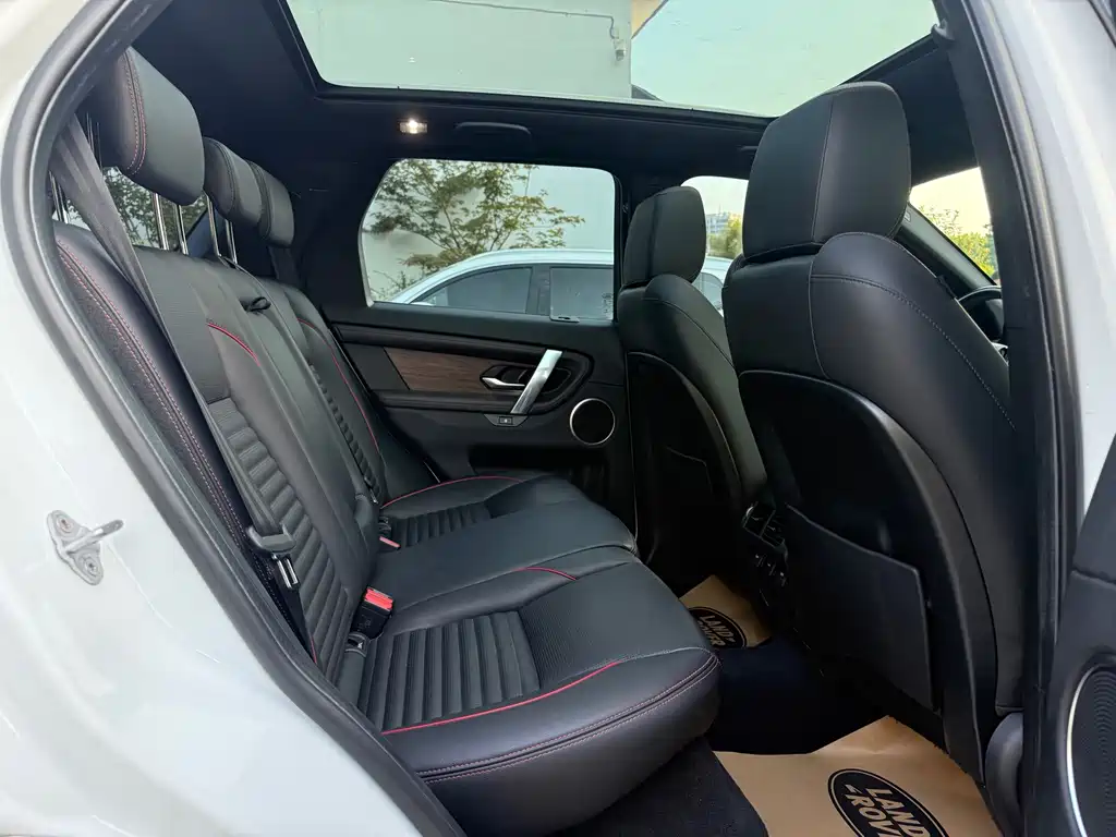 Land Rover Discovery Sport 2021 — фото 10
