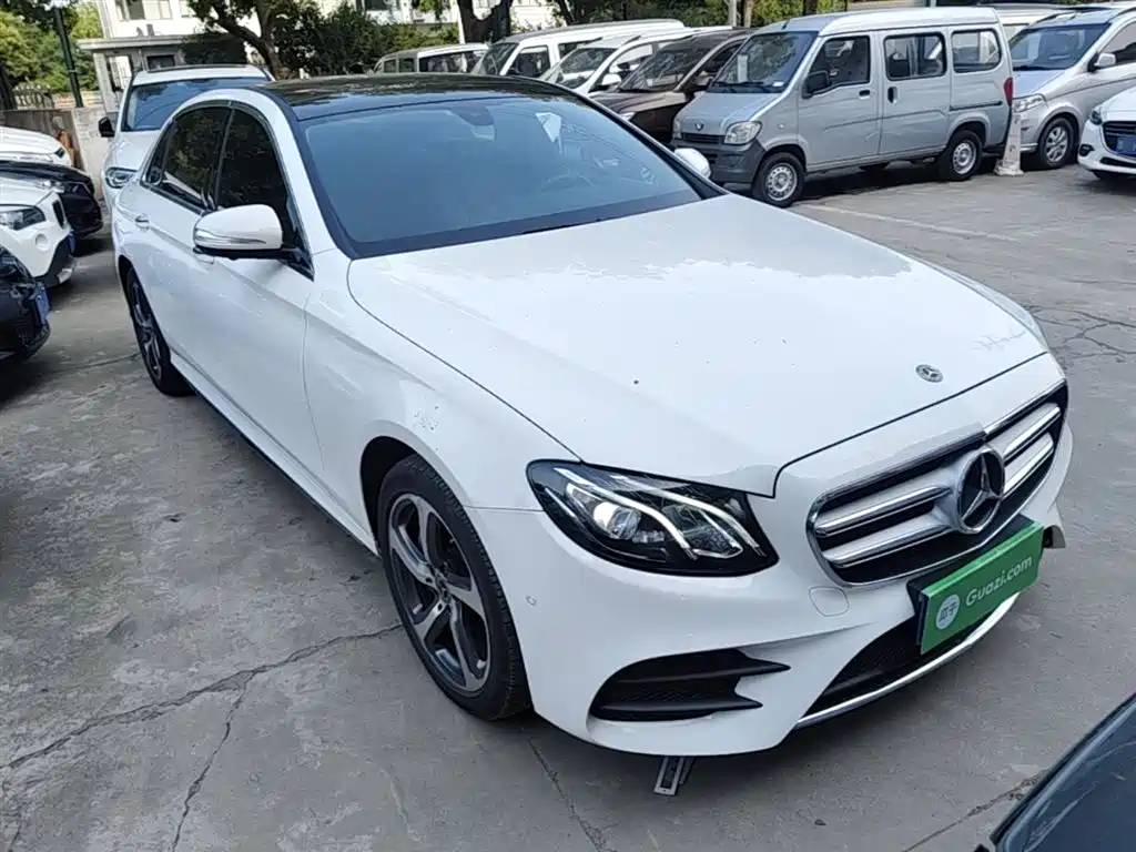 Mercedes-Benz E-Class 2019 — фото 4