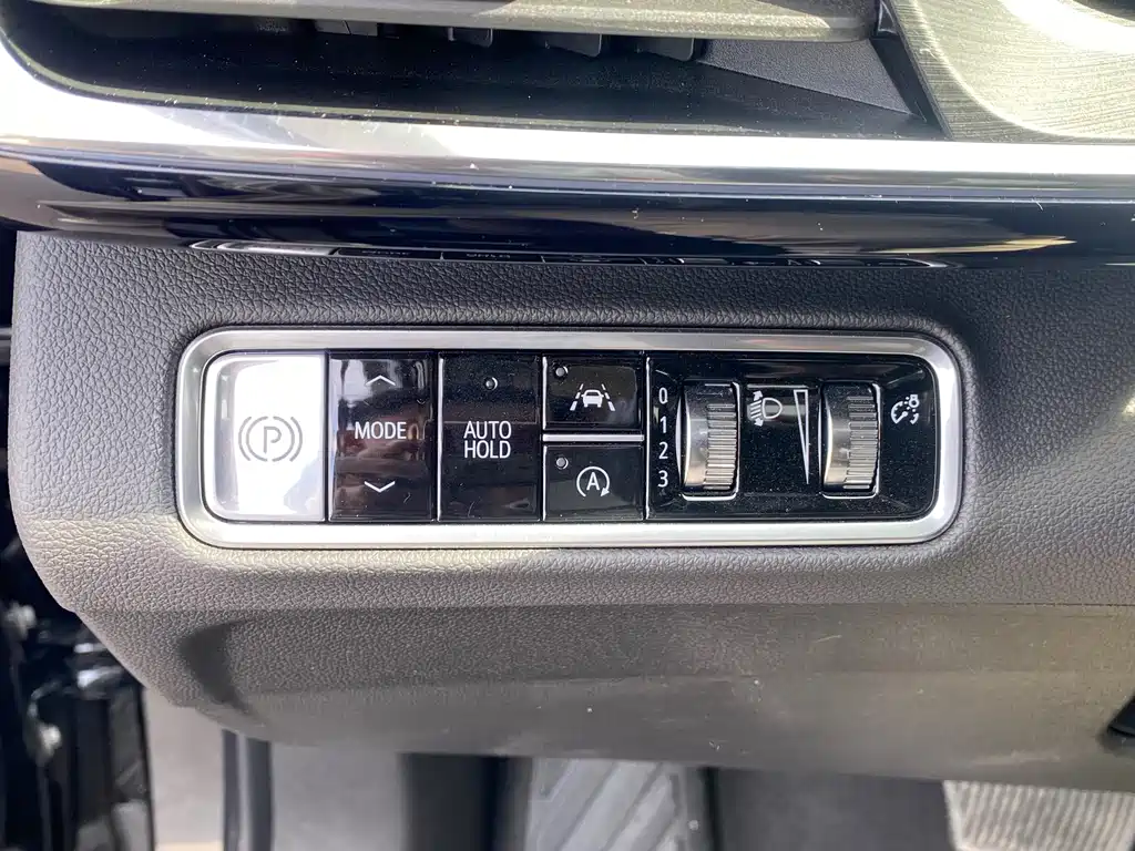 Buick Envision Plus — фото 13