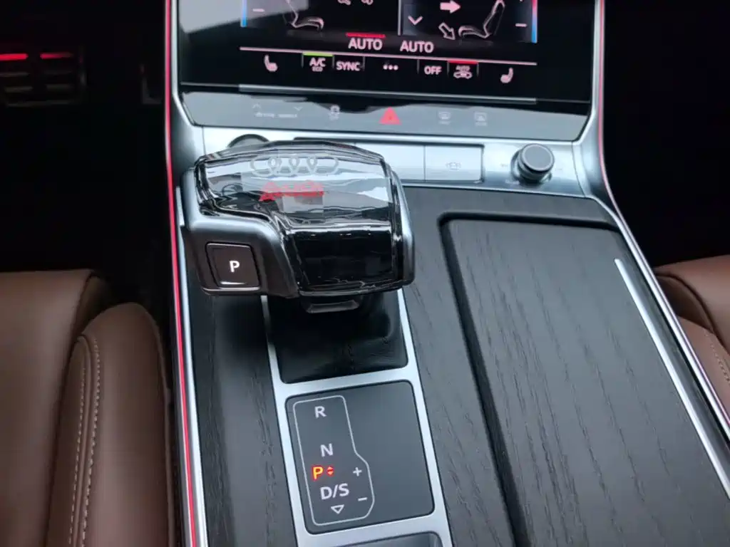 Audi A6L 2025 — фото 14