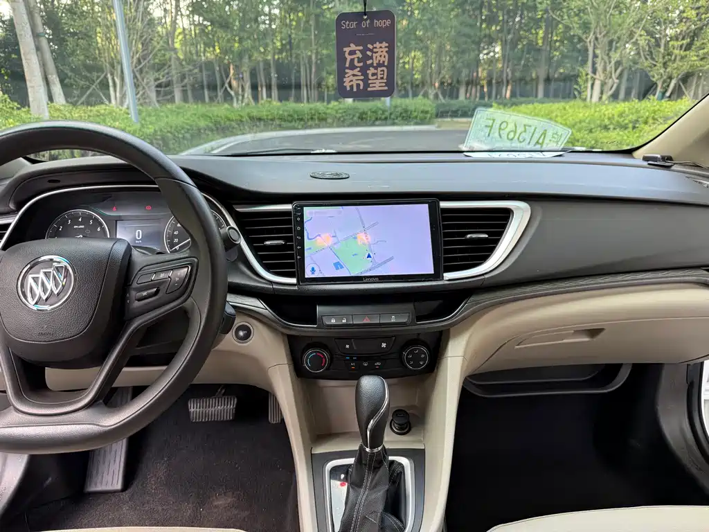 Buick Excelle 2015 — фото 12