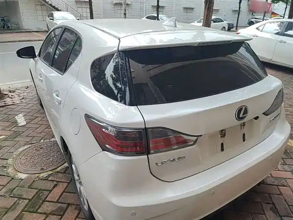 Lexus CT 2014