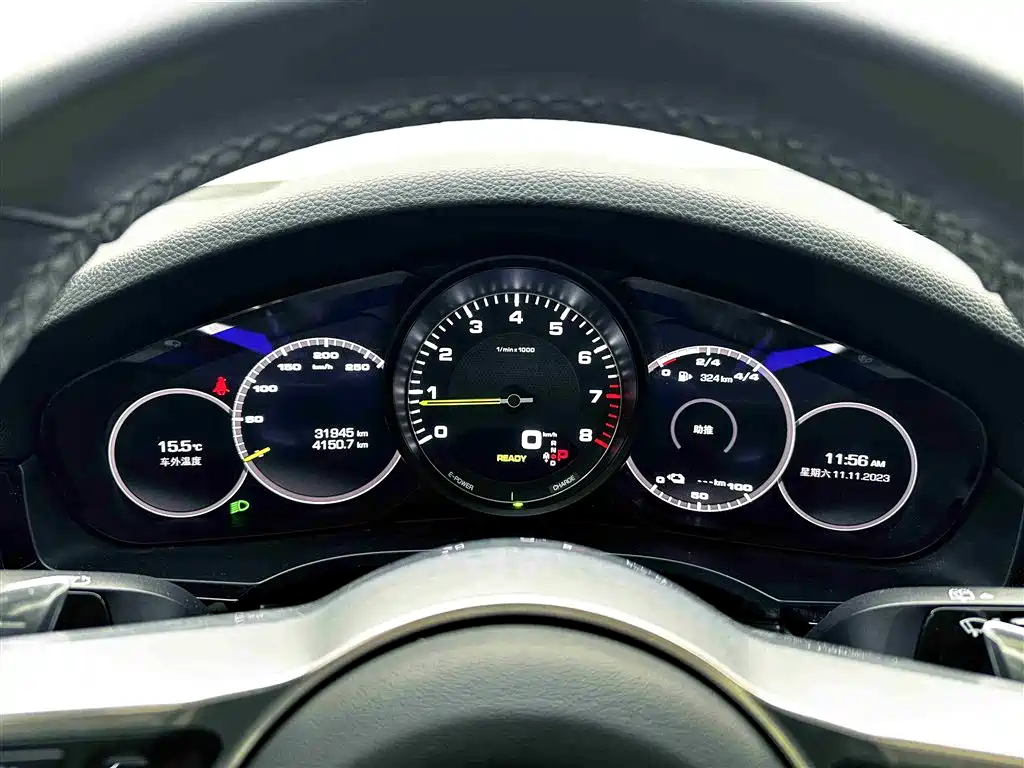 Porsche Cayenne Hybrid 2019 — фото 14