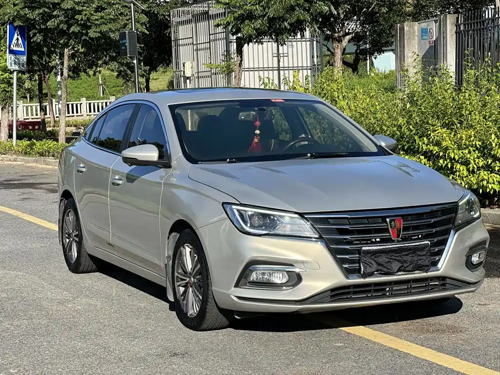 Roewe i5 2019