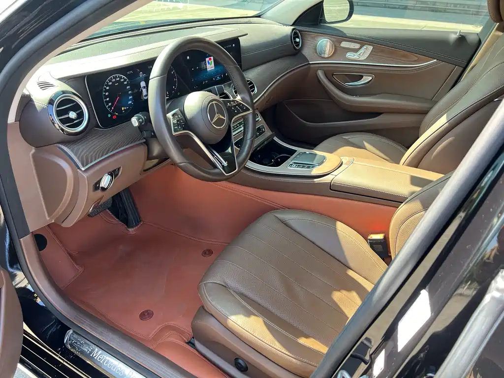 Mercedes-Benz E-Class 2023