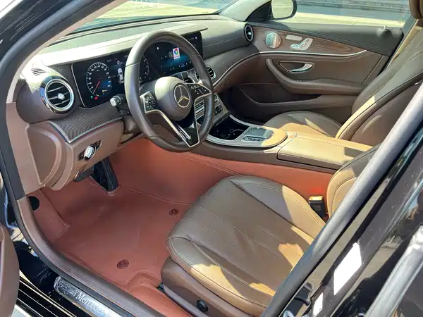 Mercedes-Benz E-Class 2023
