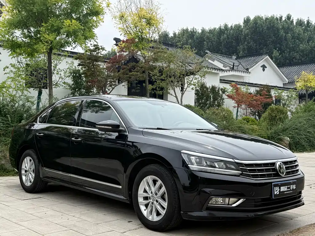 Volkswagen Passat 2017 — фото 3
