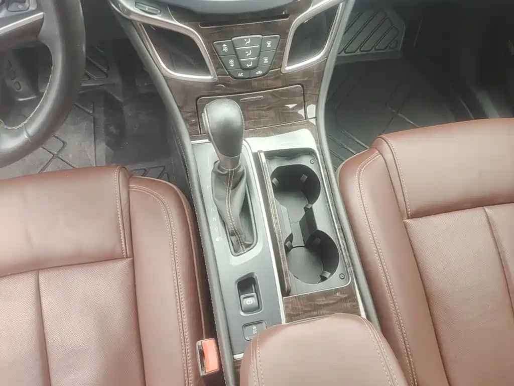 Buick LaCrosse 2015 — фото 14