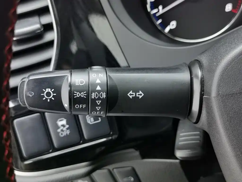 Mitsubishi Outlander 2015 — фото 21