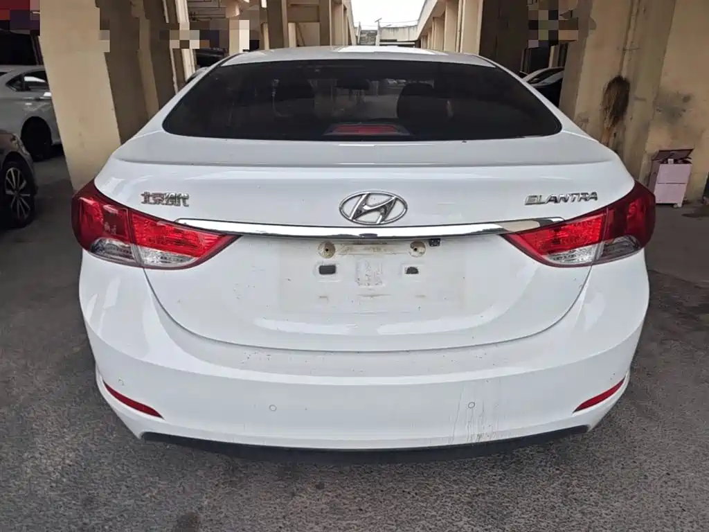 Hyundai Elantra Langdong 2015 — фото 6